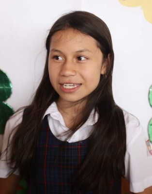 Fascículo Mi País llega a las manos de los hondureños