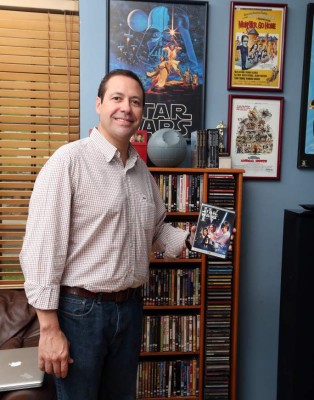 Carlos Eduardo Reina: 'Soy roquero de los clásicos, pero igual doy serenatas...”