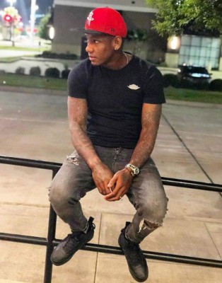 Futbolistas hondureños que mejor visten a la moda en sus equipos