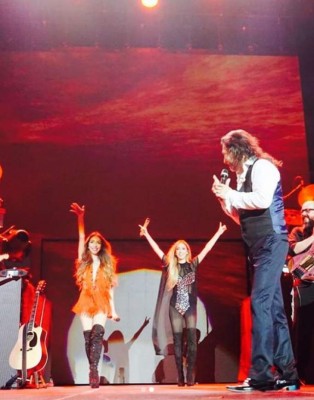 Alison, la sexy hija de Marco Antonio Solís, alborota las redes con su belleza