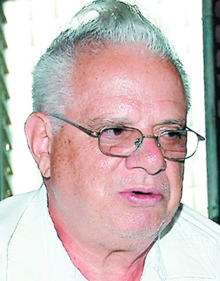 Analizan adopción de menores en Honduras