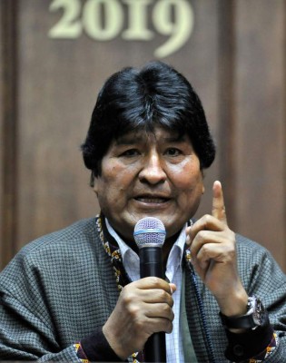 FOTOS: Momento en que Evo Morales fue abucheado durante conferencia