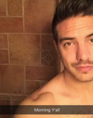 El sensual hijo de Eugenio Derbez se roba el corazón de sus seguidoras