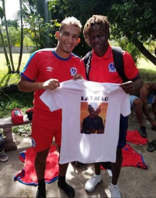 FOTOS: Así es La Taflo, el youtuber catracho que se coló en la celebración de Olimpia