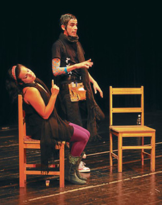 El teatro es un David frente al Goliat de la indiferencia