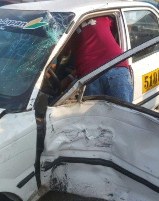 Fuerte 'encontronazo' deja tres heridos cerca de la Villa Olímpica