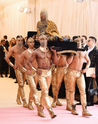 'La magia no tiene género': Billy Porter, el hada madrina de Cenicienta