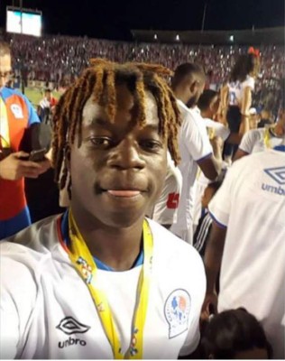 FOTOS: Así es La Taflo, el youtuber catracho que se coló en la celebración de Olimpia
