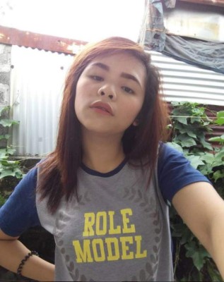 La vendedora de hamburguesas que luce como Chloë Grace Moretz