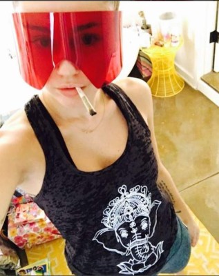 Miley Cyrus revela por qué dejó de fumar marihuana