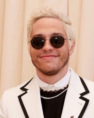 Comediante y actor, conoce Pete Davidson el nuevo amor de Kim Kardashian