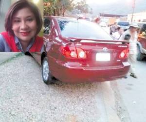 El vehículo de la occisa quedó a medio estacionar a un costado del parque central de Catacamas, Olancho.