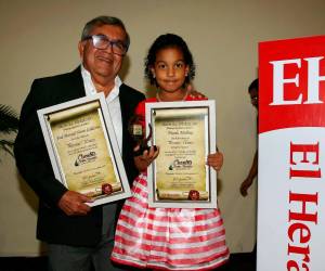 El escritor José Manuel Torres (“Matar a un poeta”) y la niña Nicolle Molina (“Fátima y el pueblo contagiado”) resultaron ser los ganadores del Premio único de cada categoría en 2019.