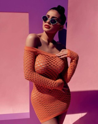 Fotos muestran que Kylie Jenner destronó a Kim Kardashian como la más sexi del clan