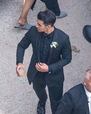 Filtran imágenes de la segunda boda de Joe Jonas y Sophie Turner en Francia