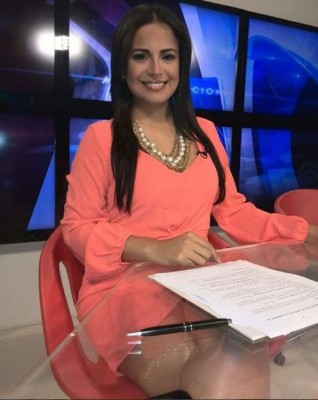 Samantha Velásquez, la sensual hondureña presentadora de televisión