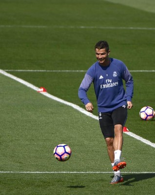 El Real Madrid vuelve a su fiera lucha por la liga española ante Sporting de Gijón &nbsp;