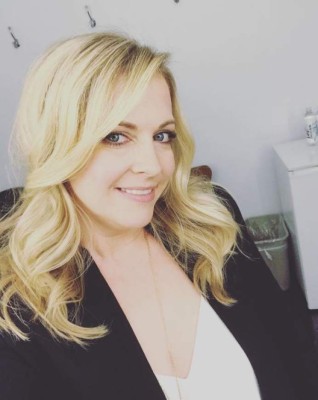 Reaparece protagonista de 'Sabrina, la bruja adolescente' a los 41 años. ¿Cómo se ve?