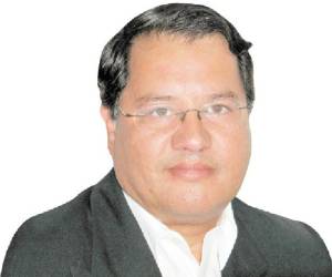 Edgardo Rodríguez/ Politólogo, periodista