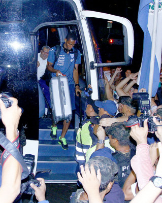 Como héroes reciben a Selección de Honduras