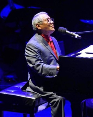 El legado de Armando Manzanero, un soñador que le cantó al amor