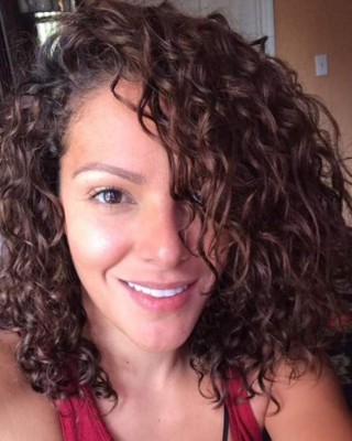 Nathalia Casco se muestra al natural y presume cómo se ve 'charraluda'