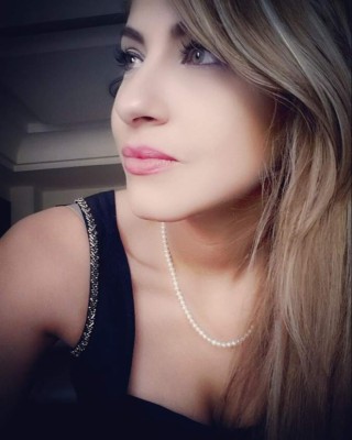 Kritza Pérez, la diputada que saca suspiros en el Congreso