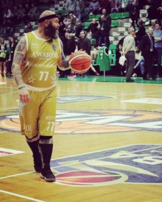 FOTOS: Esto hacen famosos de La Casa de papel cuando 'no roban bancos'  