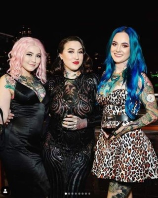 FOTOS: Así es Sarah Gray, 'la doctora más tatuada del mundo'