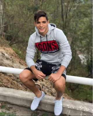 Ellos son los futbolistas más guapos de Honduras y México... ¿Qué te parecen?