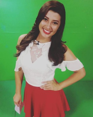 Las mejores fotografías de la hermosa Milagros Flores