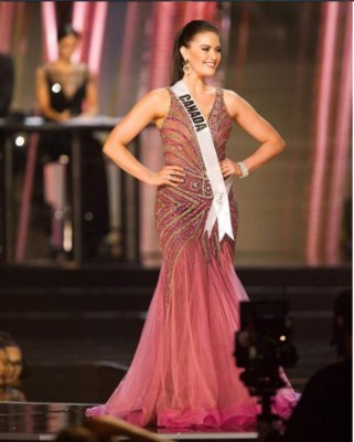 Llaman gorda a Miss Canadá y ella responde de forma increíble