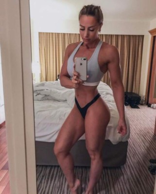 Rebecca Burger, la sensual chica fitness que murió haciendo crema chantilly