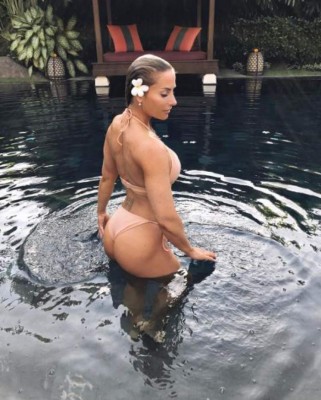 Rebecca Burger, la sensual chica fitness que murió haciendo crema chantilly