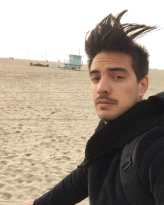 El sensual hijo de Eugenio Derbez se roba el corazón de sus seguidoras