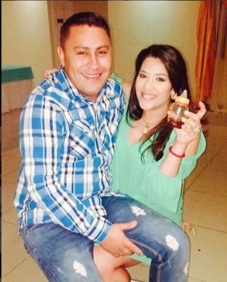 ¡Presentadora hondureña Carolina Lanza da a luz!