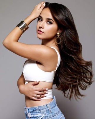 Becky G se transforma en Yellow Ranger