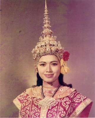 Fue Miss Universo de 1965 y luce como una chica de 20