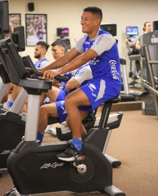 La Selección de Honduras hizo trabajo regenerativo y preventivo en gimnasio de Nueva Jersey previo al amistoso ante Ecuador