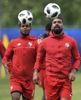 Futbolistas de la Liga Nacional ven a Brasil campeona en Rusia