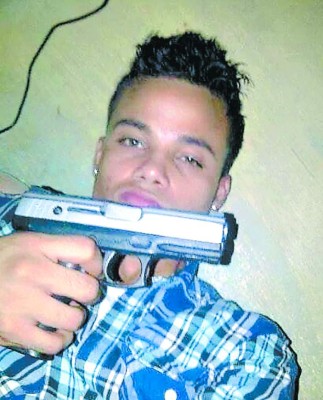 Honduras: Vía aérea trasladan a peligrosos reclusos