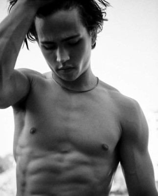 Tanner Buchanan, el actor estadounidense que está causando furor en Netflix (FOTOS)