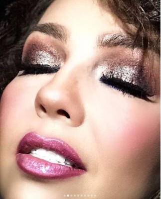 Critican look de Thalía y la comparan con La Tigresa de Oriente