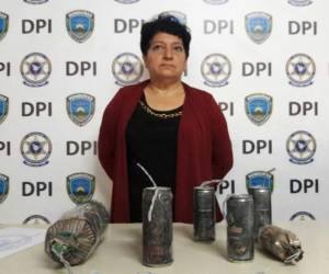 La aprehendida responde al nombre de Alquilina Guerra Mejía, de quien no se determinó su edad. (Foto: DPI/ El Heraldo Honduras/ Noticias Honduras hoy)