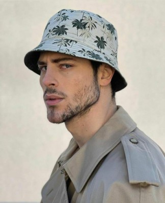FOTOS: Luca Marchesi, el modelo italiano que lleva meses de entrenamiento de mandíbula