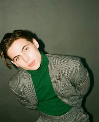 Tanner Buchanan, el actor estadounidense que está causando furor en Netflix (FOTOS)