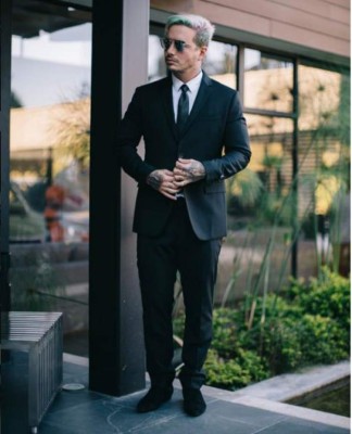 La caída de J Balvin durante la boda de Nicky Jam