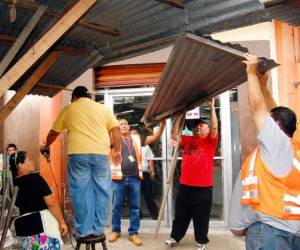 Los operativos de reordenamiento seguirán hasta cubrir toda las zonas de la economía informal.