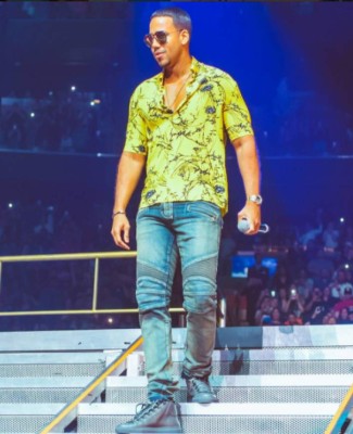 Modelo argentina asegura que Romeo Santos es gay