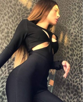 Cheyla Navarro, influencer que lucha por su vida tras ser acribillada